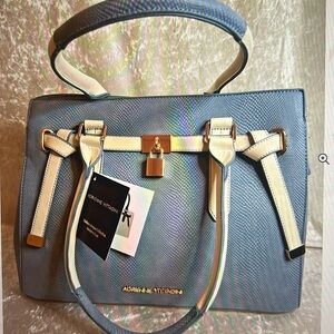 NWT ADRIENNE VITTADINI SHOULDER BAG